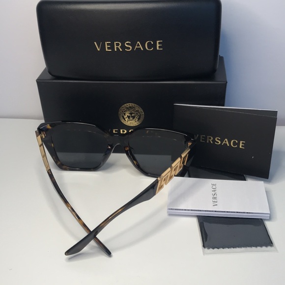 VERSACE EYEWEAR VE4418 SUNGLASSES
Havana - Picture 14 of 14